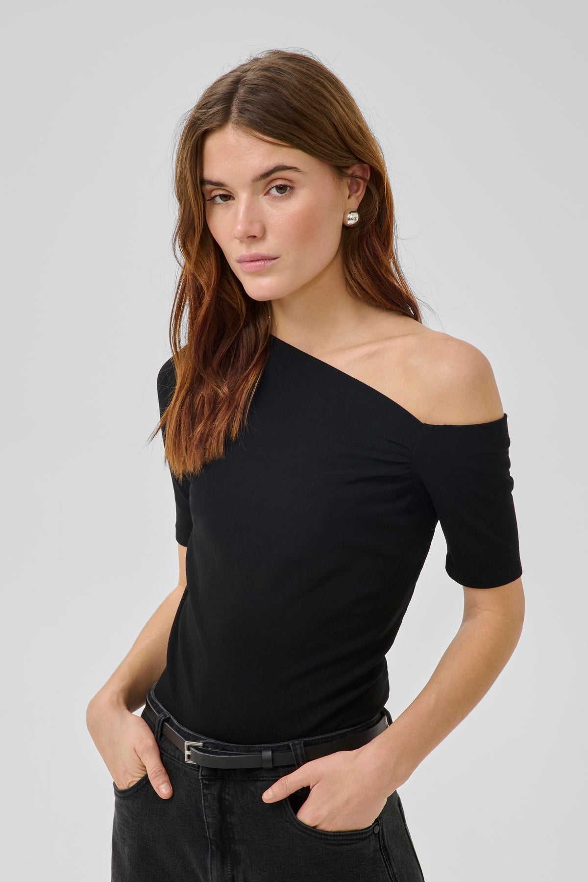 Nupti Off Shoulder Tee
