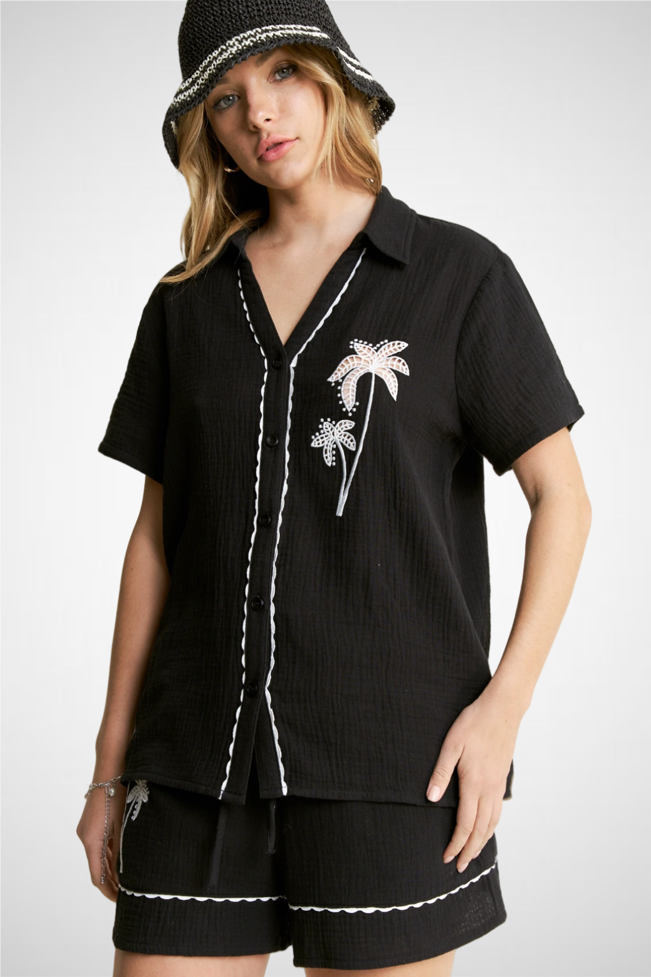 Palm Tree Embroidery S/S Button Down Shirt With Shorts S (8260446552272) (8271021375696)