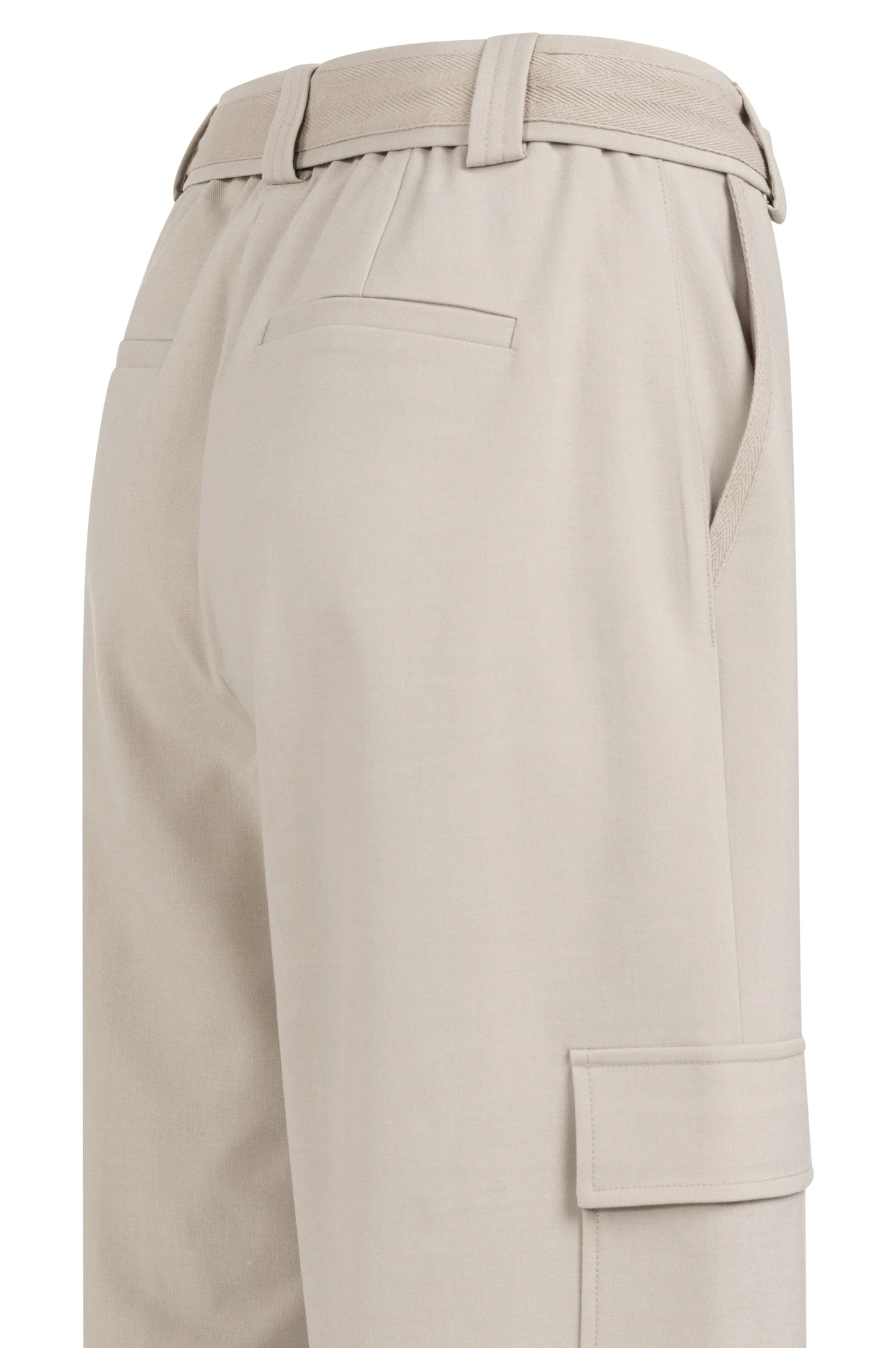 Trousers with cargo pockets
