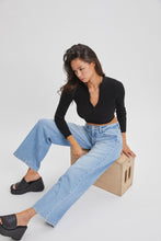 Load image into Gallery viewer, Low Rise Wide Leg Jeans (8027785822416)
