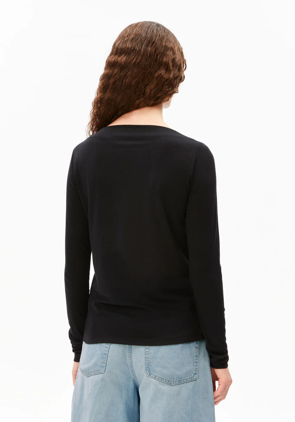 Boat Neck Longsleeve