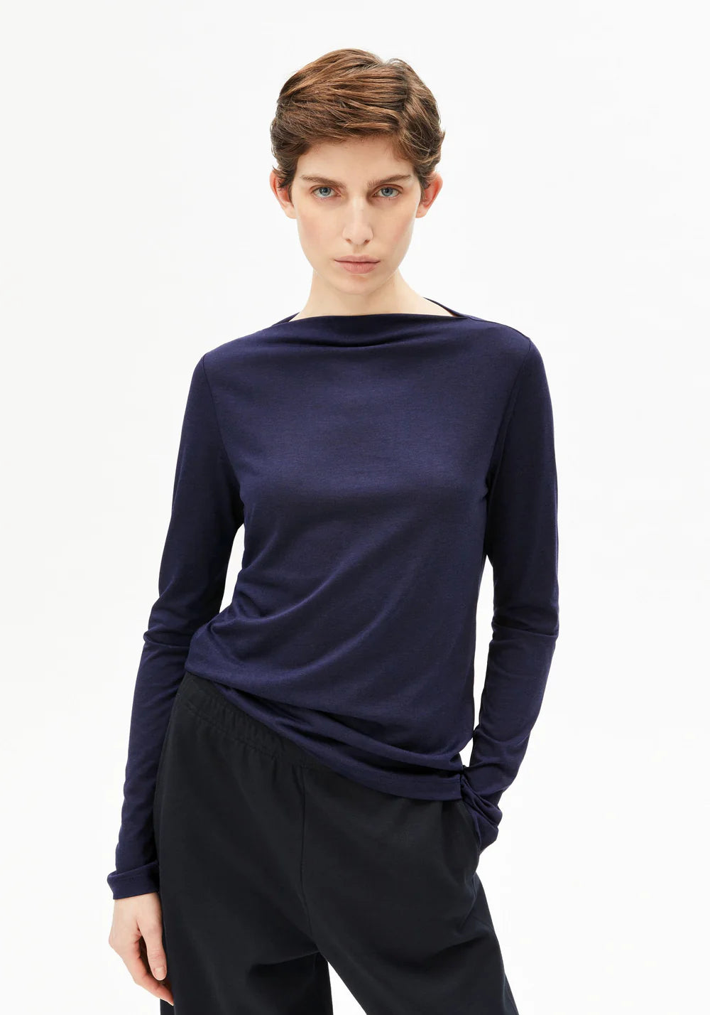 Boat Neck Longsleeve