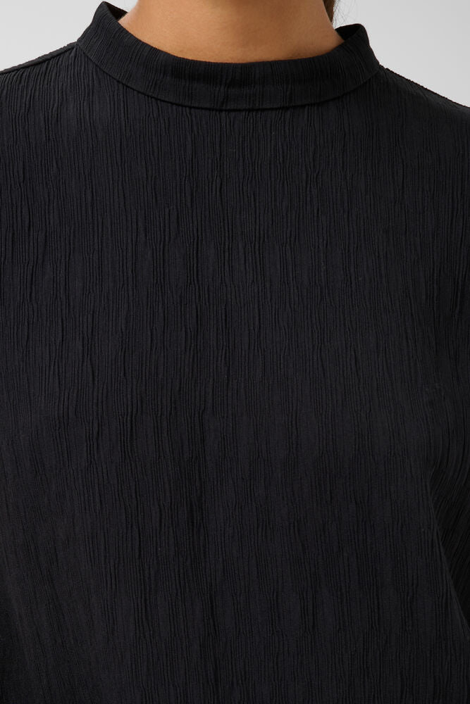 Cevilla Highneck Blouse