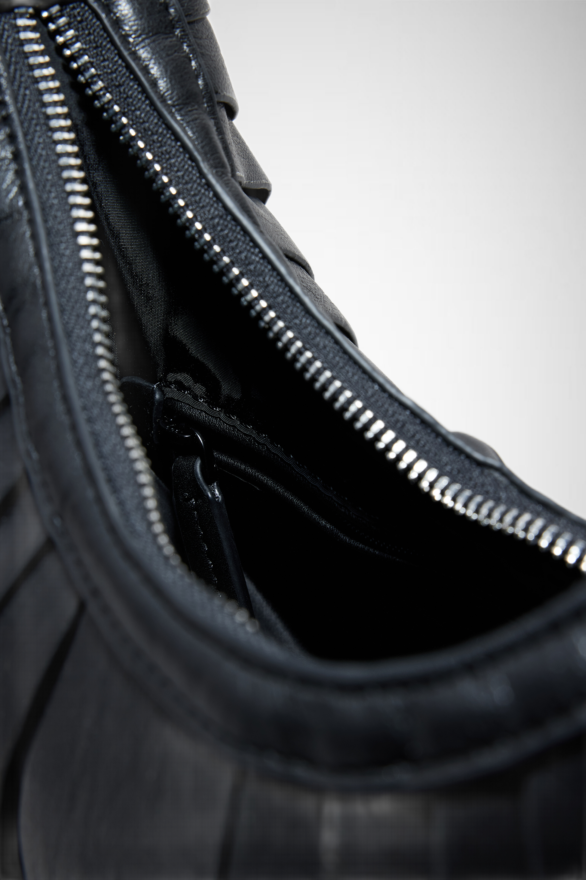 Medium Panel Bag (8254680072400)