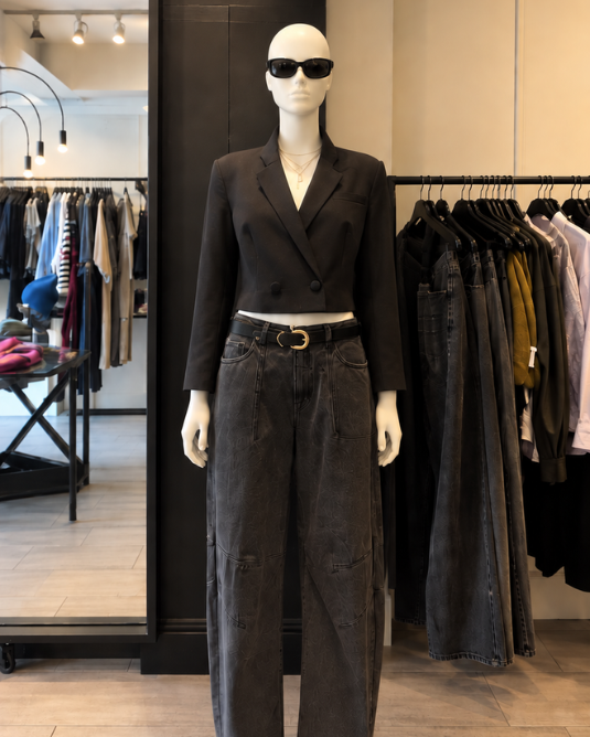 Renée’s Window Display - Look 2