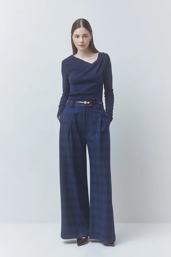 Pleor Sweater