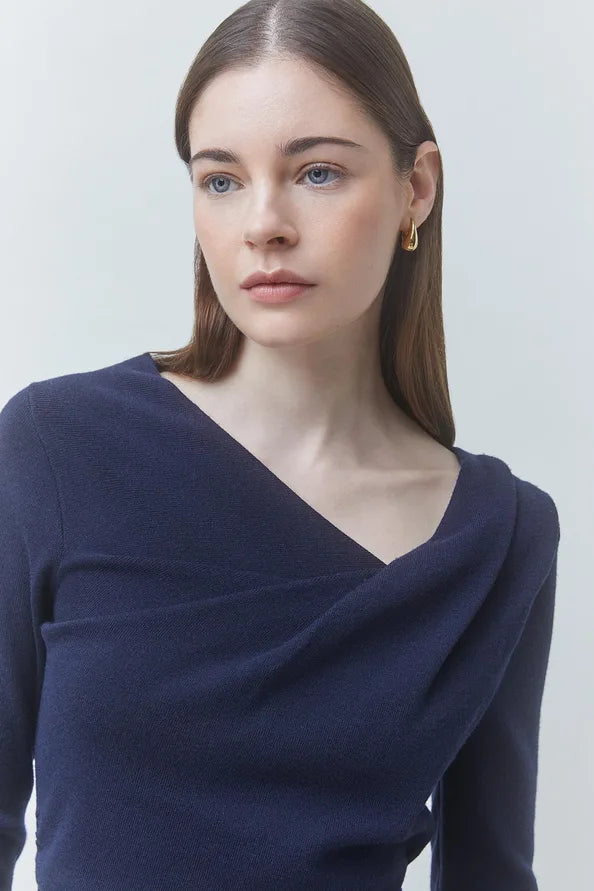 Pleor Sweater