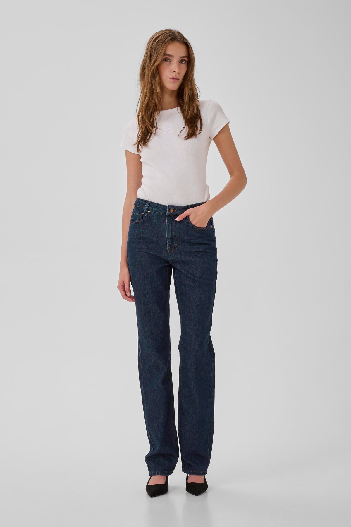 Le Isa Taille Haute Droite