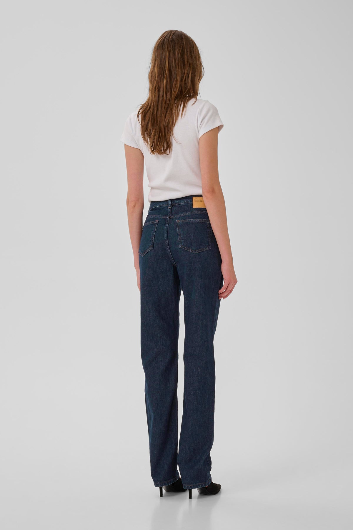 Le Isa Taille Haute Droite