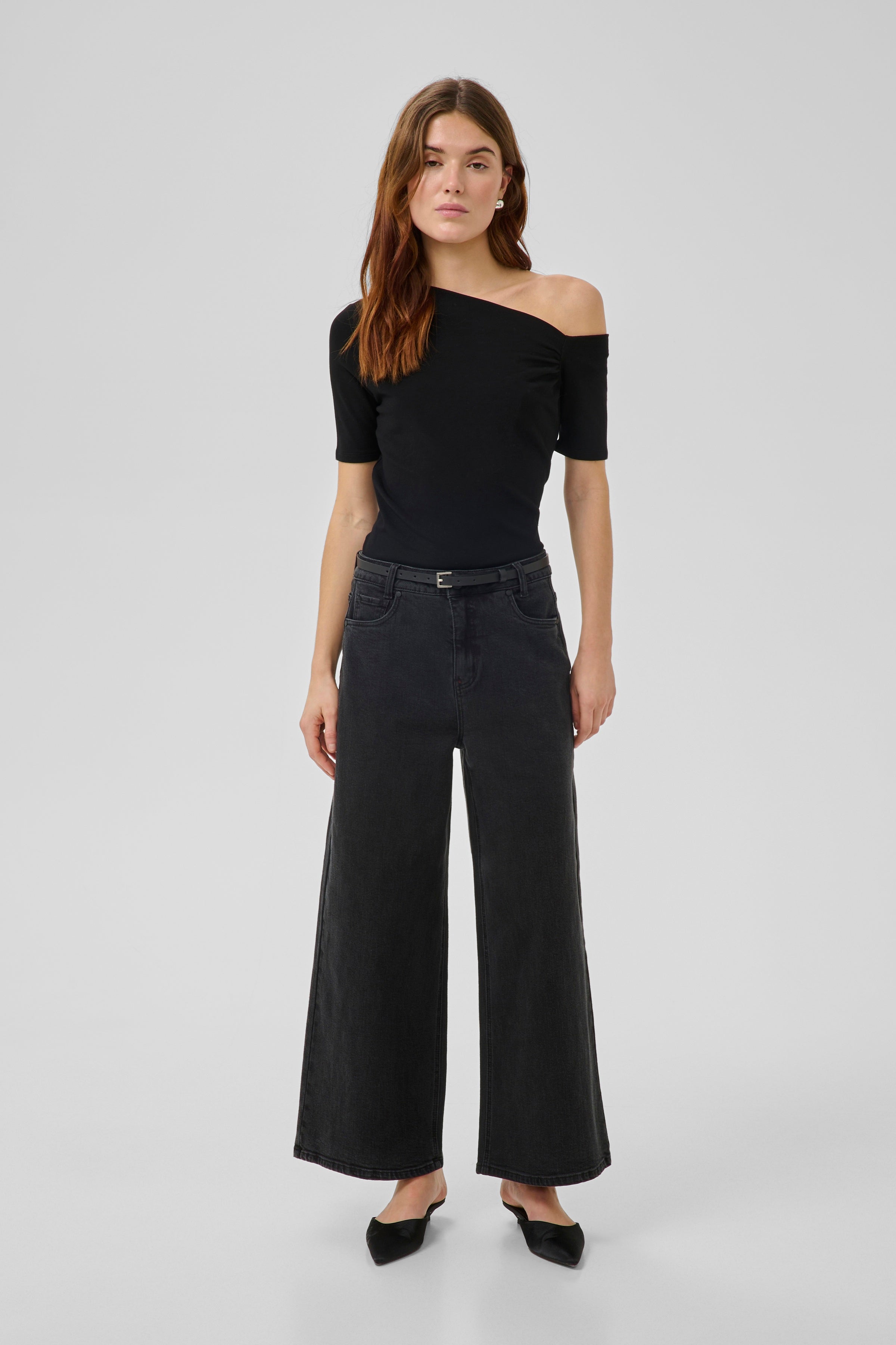 Nupti Off Shoulder Tee – Le Trunkshop