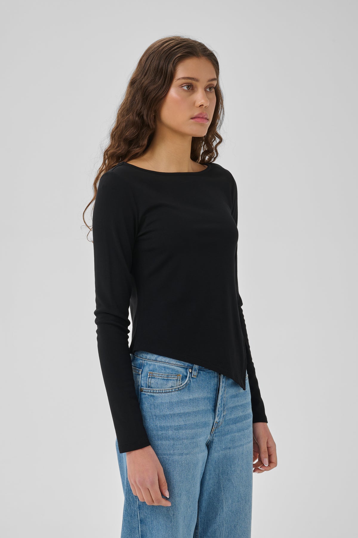 Nupti Asymmetric Blouse