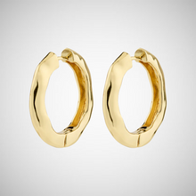 Charger l&#39;image dans la galerie, Believe Recycled Hoop Earrings (8229235130576)
