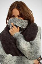 Charger l&#39;image dans la galerie, Reversible Scarf (8227538469072)
