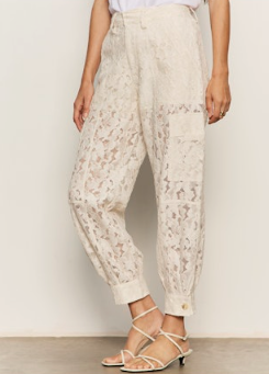 Soft Volume Lace Pant