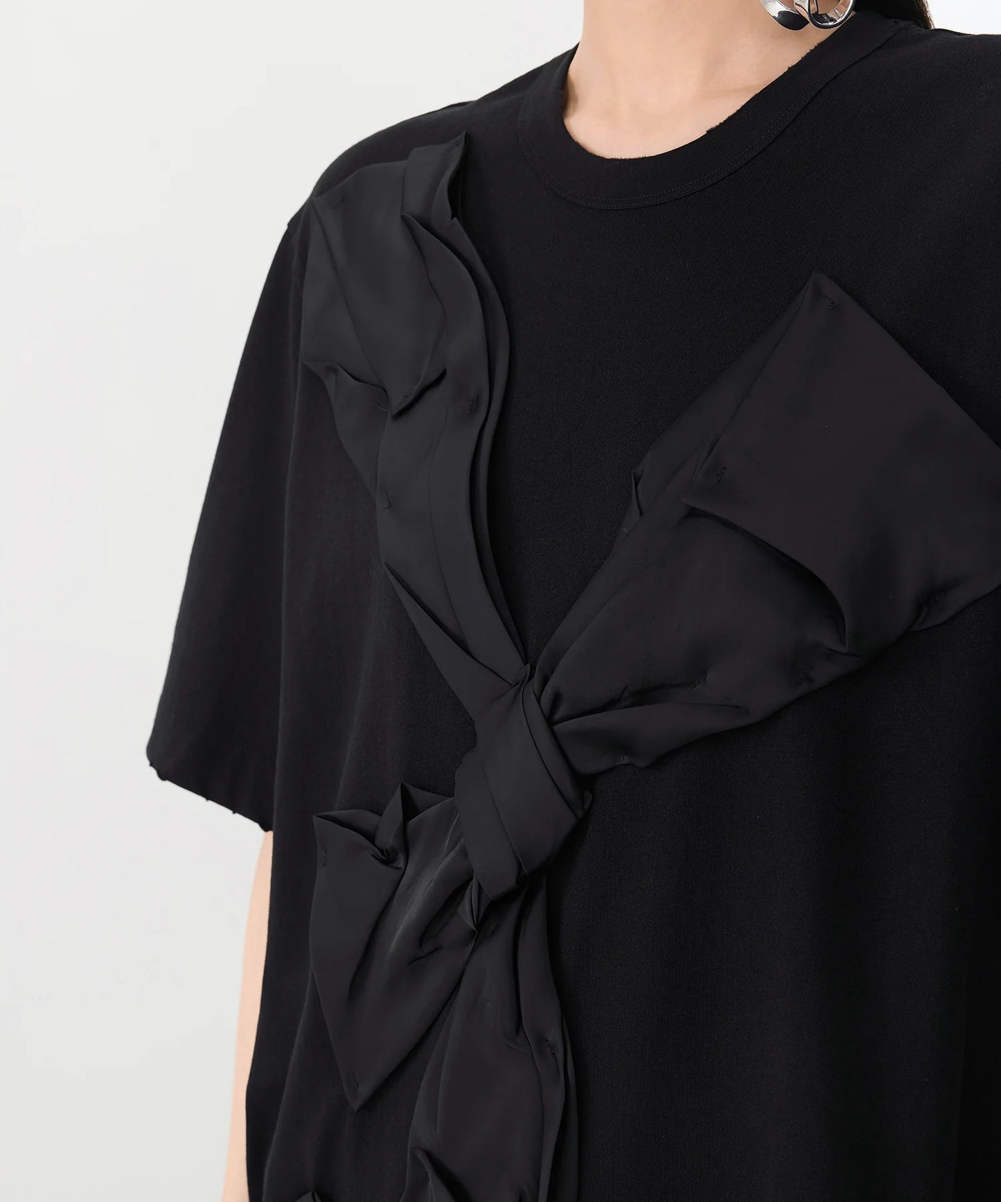 T-shirt Whispering Ribbon