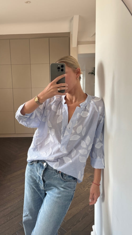 Chemise Kayla