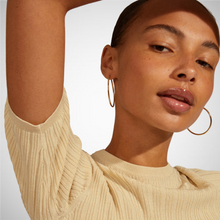 Charger l&#39;image dans la galerie, April Recycled Medium-Size Hoop Earrings (8246775120080)

