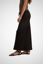 Charger l&#39;image dans la galerie, Beka Heavy Linen Skirt (8247706812624)
