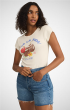 Charger l&#39;image dans la galerie, Coco Frio Cheeky Tee (8248003592400)
