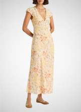 Load image into Gallery viewer, Esson Midi Dress (8259709829328)
