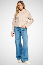Load image into Gallery viewer, Oversized Linen Jacket (8259956736208)
