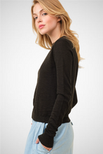 Charger l&#39;image dans la galerie, L/S Knit Crew Neck Sweater (8260446716112)
