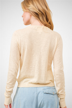 Charger l&#39;image dans la galerie, L/S Knit Crew Neck Sweater (8260446716112)

