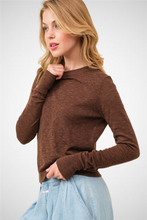Charger l&#39;image dans la galerie, L/S Knit Crew Neck Sweater (8260446716112)
