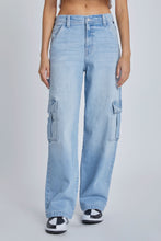 Load image into Gallery viewer, The Vintage Low Waist Jeans (7888754376912)
