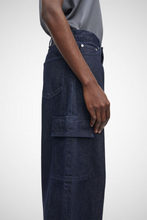 Load image into Gallery viewer, Sharper Cargo Jeans (8235594514640) (8235897225424)
