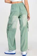 Load image into Gallery viewer, Corduroy Cargo Pants (8027792376016)
