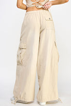 Load image into Gallery viewer, Balloon Cargo Pant (8027792408784)
