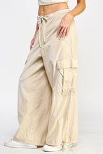 Load image into Gallery viewer, Balloon Cargo Pant (8027792408784)

