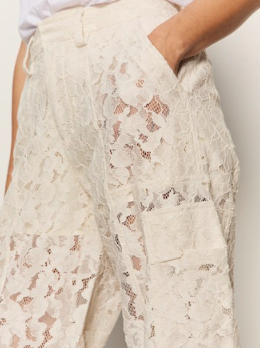 Soft Volume Lace Pant
