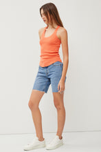 Charger l&#39;image dans la galerie, Solid Ribbed Scop Neck Knit Tank (8121755402448)
