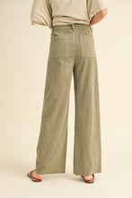 Load image into Gallery viewer, Corduroy With Front Pocket Pants (8122691387600)
