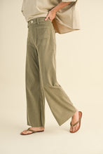 Load image into Gallery viewer, Corduroy With Front Pocket Pants (8122691387600)
