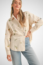 Charger l&#39;image dans la galerie, Floral Embroidery Button Down Top (8232184840400)
