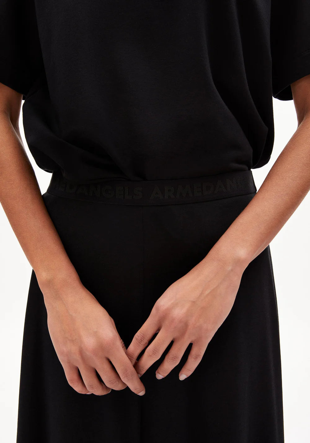Ileniaa Laraa Midi Skirt
