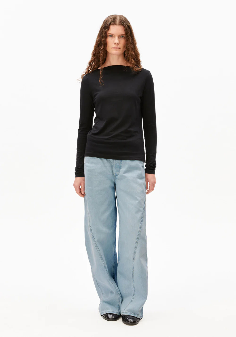 Boat Neck Longsleeve