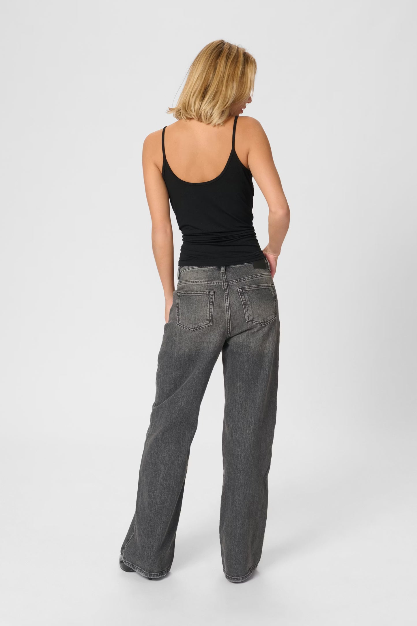 Le Mommy 139 High Tapered