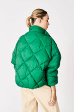 Load image into Gallery viewer, Giglia Quilted jacket (7928656789712)
