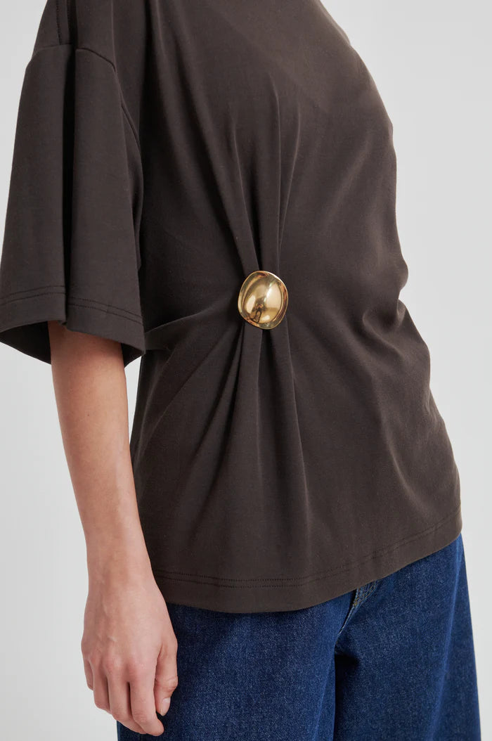 Enora Brooch Tee