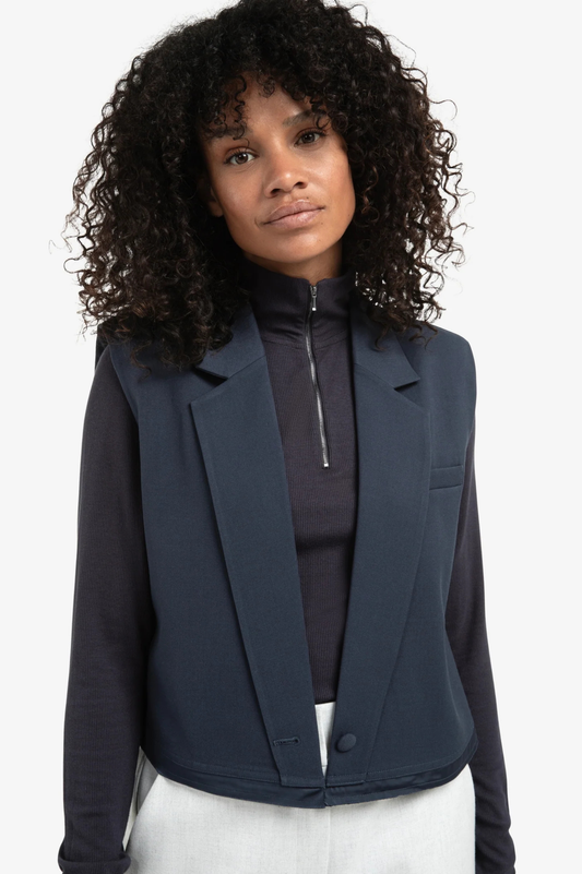 Blazer court tissé sans manches avec effet double épaisseur