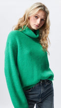 Load image into Gallery viewer, Kingston Sweater (7941129535696)
