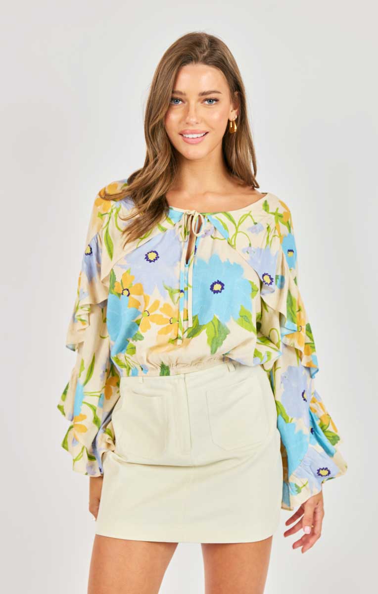 Blouse à volants coupe fraîche