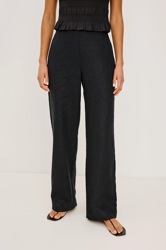Andrine Pant