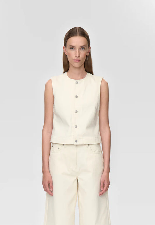 Alessia Vest