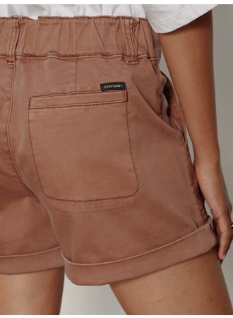 Wander On Short