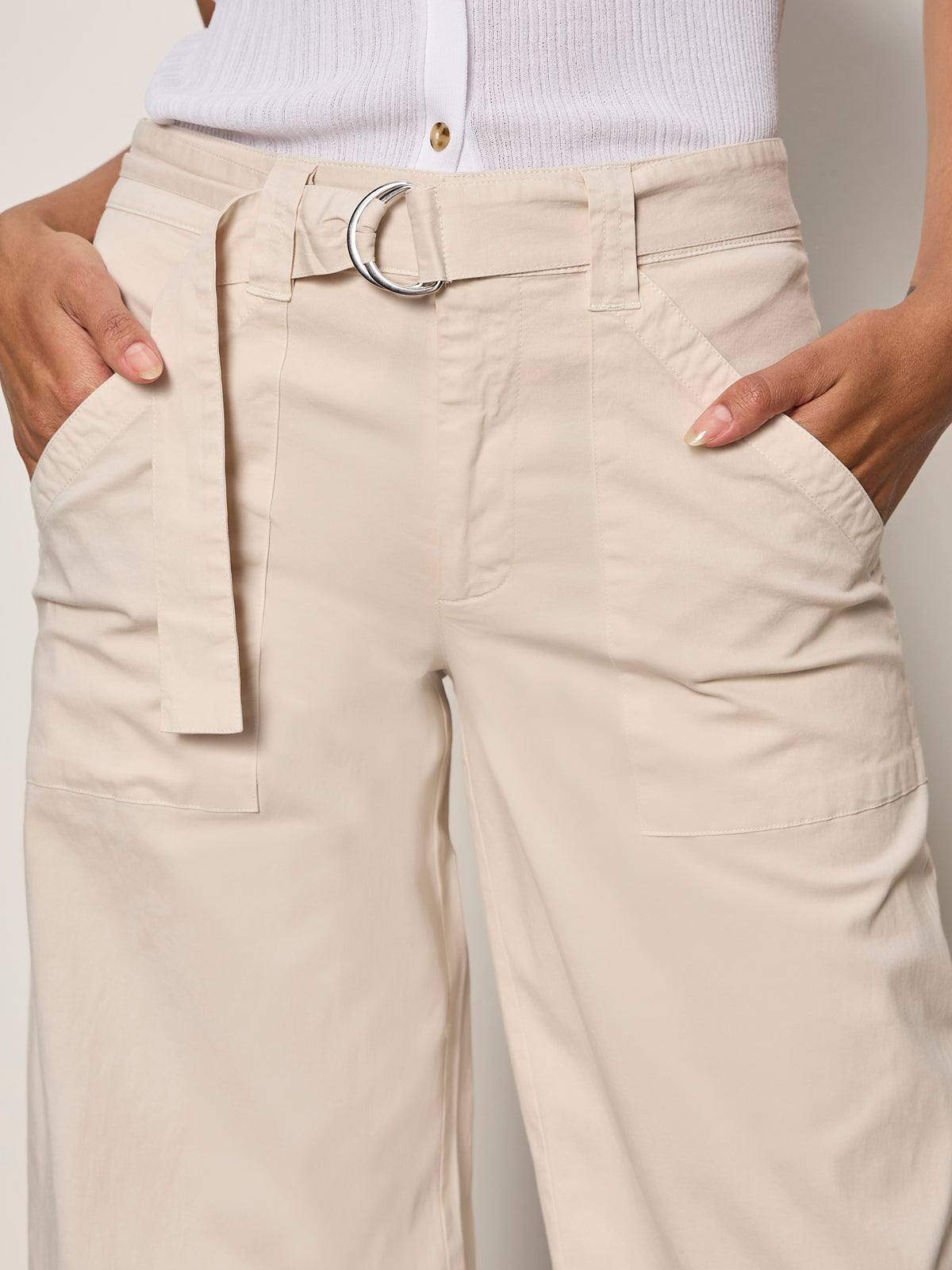 Jambe large douce et polie